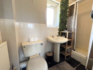 En-Suite- click for photo gallery